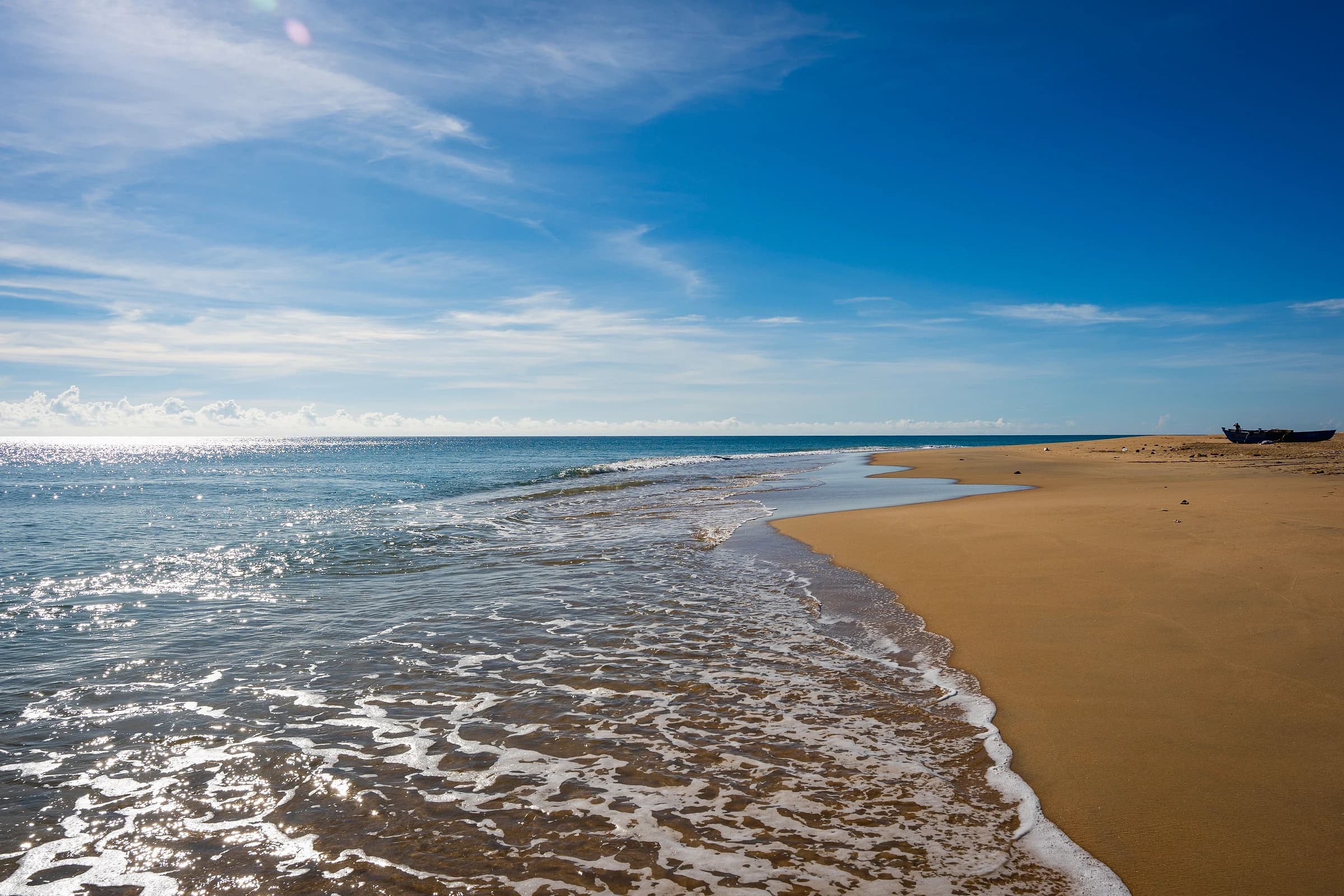 Batticaloa beach in Sri Lanka